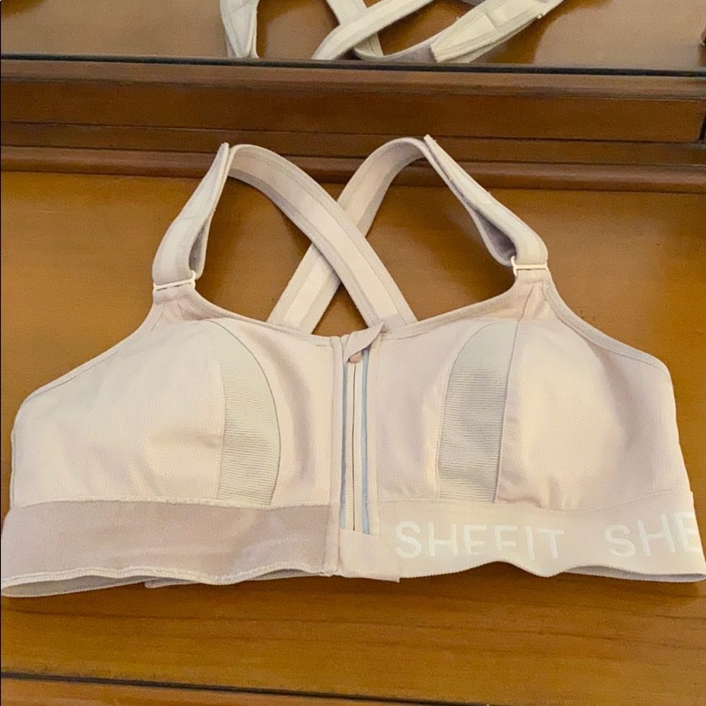 SHEFIT • Ultimate Sports Bra